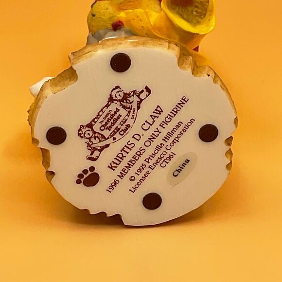 Kurtis D Claw Cherished Teddies 1996 Members Only Figurine Enesco Figurine - Picture 7 of 7